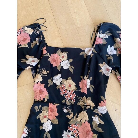 𝅺ALL In Favor Floral Mini Dress Sz XSmall Back Cut Out Long Sleeve - Picture 5 of 8